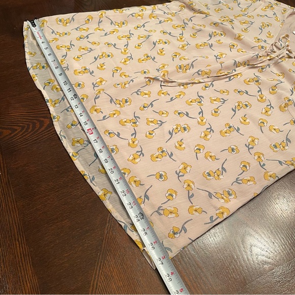 NWT Verona Couture Beige Blouse with Yellow Floral Print | Size 1X - Picture 5 of 14